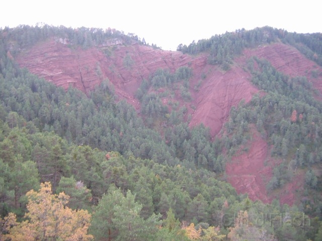 3-Serra_De_Cadi_03.jpg - Serra De Cadi, une roche rouge superbe !
